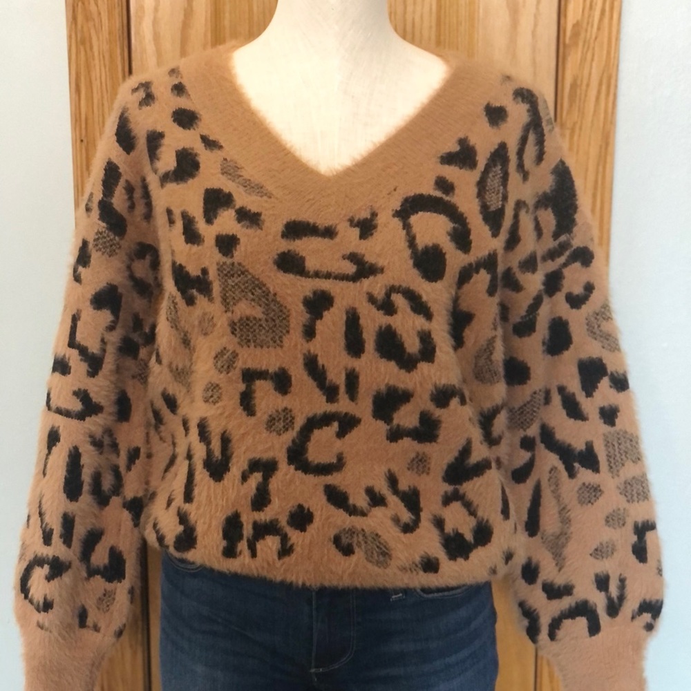 Boutique sweater👜😊